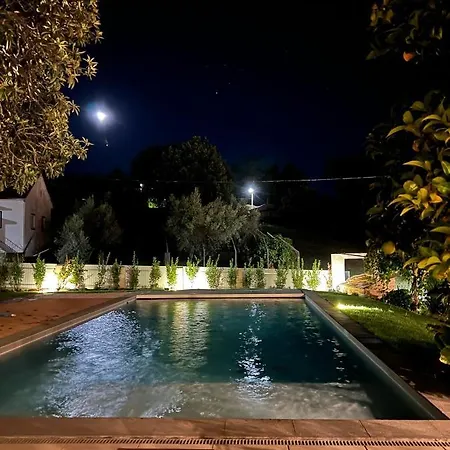 Casa Bizarra Feriehus Castanheira de Pera